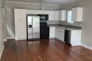 517 Atchison St, Sealy, TX 77474 - Photo 1