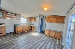 2525 Oyster Creek Bend, Oyster Creek, TX 77541 - Photo 3