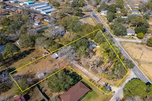 1423 N Wharton St, El Campo, TX 77437 - Photo 5