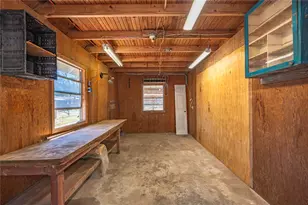 1423 N Wharton St, El Campo, TX 77437 - Photo 35