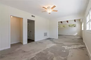 1423 N Wharton St, El Campo, TX 77437 - Photo 13