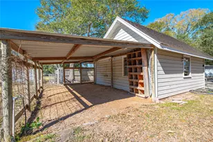 1423 N Wharton St, El Campo, TX 77437 - Photo 43