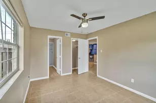 770 Memorial Mews St, Houston, TX 77079 - Photo 7