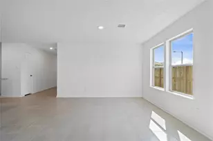 826 Imperial Loop, Alvin, TX 77511 - Photo 11