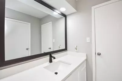 6418 Cambridge Glen Lane, Houston, TX 77035 - Photo 19