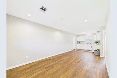 2804 Daisy Street, Dickinson, TX 77539 - Photo 9