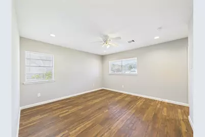 2804 Daisy Street, Dickinson, TX 77539 - Photo 17