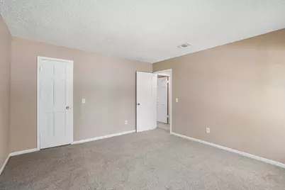 4539 Pioneer Trail Street, Sugar Land, TX 77479 - Photo 33