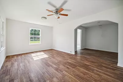 3229 Persimmon Street, Houston, TX 77093 - Photo 7