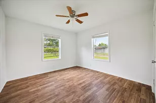 3229 Persimmon St, Houston, TX 77093 - Photo 5