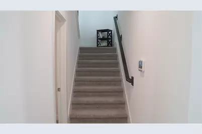 2913 Crown Gate Drive, Houston, TX 77047 - Photo 9