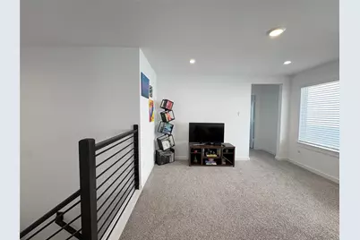 2913 Crown Gate Drive, Houston, TX 77047 - Photo 11