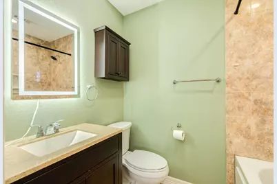 1030 Maple Street, Clute, TX 77531 - Photo 17