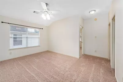 10039 Noisy Waters Drive, Houston, TX 77095 - Photo 17