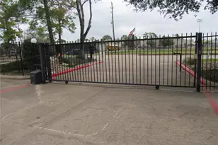 14351 Torrey Chase Blvd, Houston, TX 77014 - Photo 21