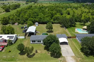 10023 S Country Dr, Alvin, TX 77511 - Photo 3