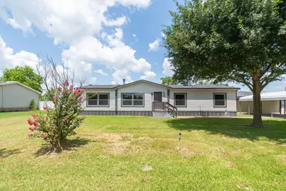 10023 S Country Drive, Alvin, TX 77511 - Photo 1