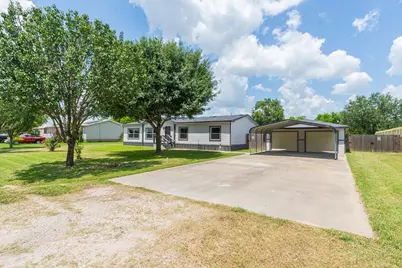 10023 S Country Drive, Alvin, TX 77511 - Photo 15