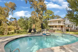 404 S Burnett Dr, Baytown, TX 77520 - Photo 35