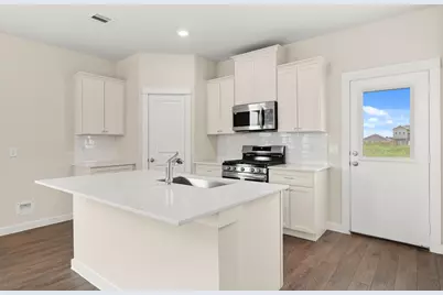 111 County Road 5102 B, Cleveland, TX 77327 - Photo 5