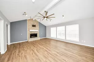 619 Shenandoah Dr, Shenandoah, TX 77381 - Photo 7