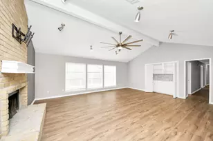 619 Shenandoah Dr, Shenandoah, TX 77381 - Photo 5