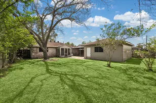 13510 Greenbriar Dr, Sugar Land, TX 77498 - Photo 15