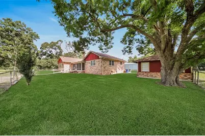 2201 Badger Lane, Huntsville, TX 77320 - Photo 1