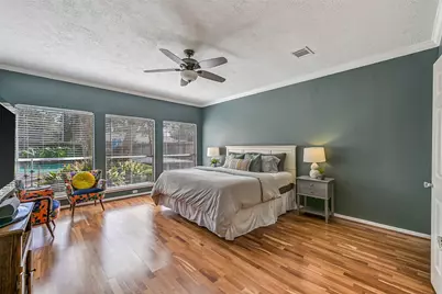 303 Melodywood Drive, Friendswood, TX 77546 - Photo 17