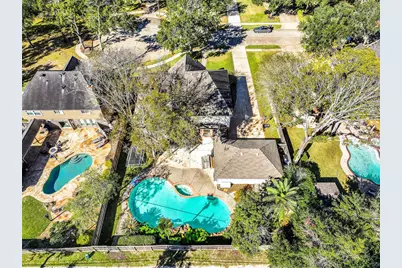 303 Melodywood Drive, Friendswood, TX 77546 - Photo 35