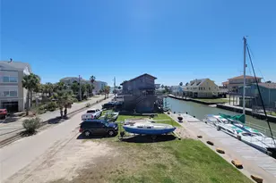 1001 Bamar Ln, Galveston, TX 77554 - Photo 37