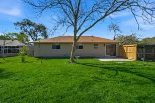 4803 28th St E, Dickinson, TX 77539 - Photo 15