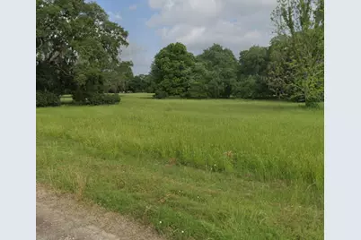 437 Springfield Trail, Angleton, TX 77515 - Photo 3