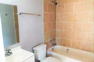 3817 Wipprecht St, Houston, TX 77026 - Photo 5