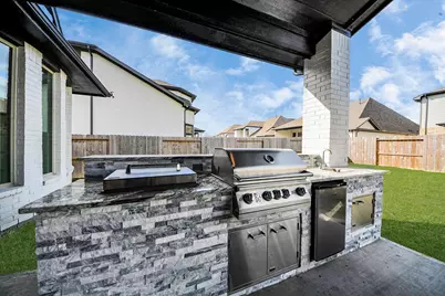 10015 Crescent Wood Drive, Missouri City, TX 77459 - Photo 43