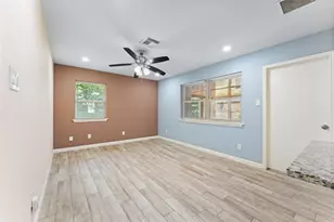 1230 Gamma St, Pasadena, TX 77504 - Photo 11