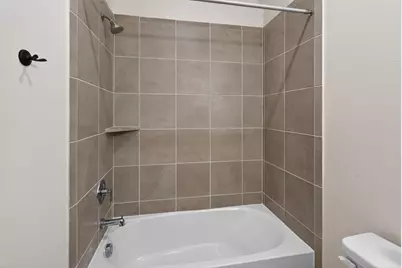 9106 Highland Northern Way, Houston, TX 77088 - Photo 23