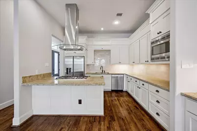 415 Reinerman Street #B, Houston, TX 77007 - Photo 11