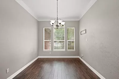 1207 Wildewood Court, Sugar Land, TX 77479 - Photo 9