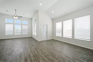 8635 Jade Hl Dr, Rosharon, TX 77583 - Photo 9