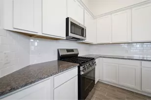 8635 Jade Hl Dr, Rosharon, TX 77583 - Photo 19