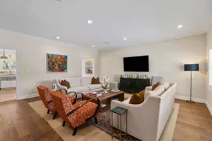 9605 Cedardale Dr, Houston, TX 77055 - Photo 3