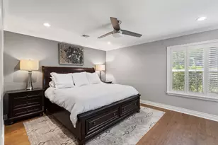 9605 Cedardale Dr, Houston, TX 77055 - Photo 17