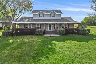 15321 Lindstrom Rd, Crosby, TX 77532 - Photo 3