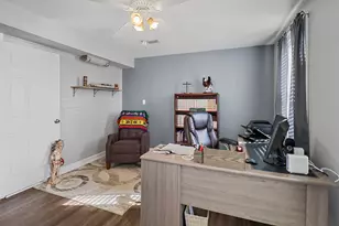 15321 Lindstrom Rd, Crosby, TX 77532 - Photo 21