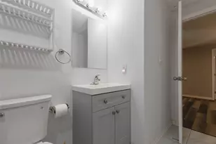 908 Jewett St, Houston, TX 77009 - Photo 17