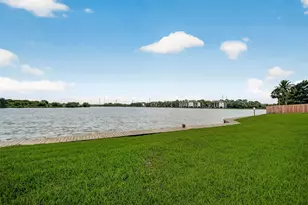18800 Egret Bay Blvd Blvd, Webster, TX 77058 - Photo 3