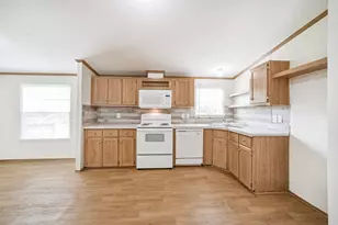 33205 Wedgewood Dr, Magnolia, TX 77354 - Photo 11