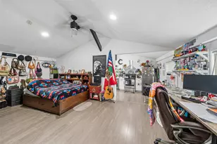 110 S 4th St, Conroe, TX 77301 - Photo 33