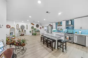 110 S 4th St, Conroe, TX 77301 - Photo 13